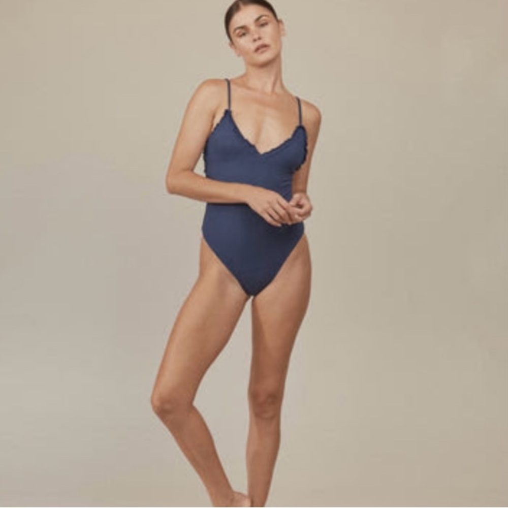 Acacia Dixie one piece size small navy blue